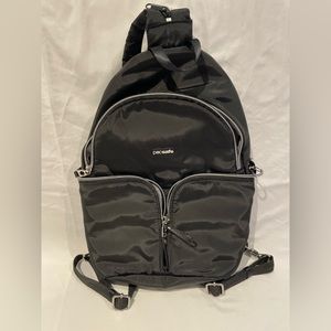 Backpack RFID safe